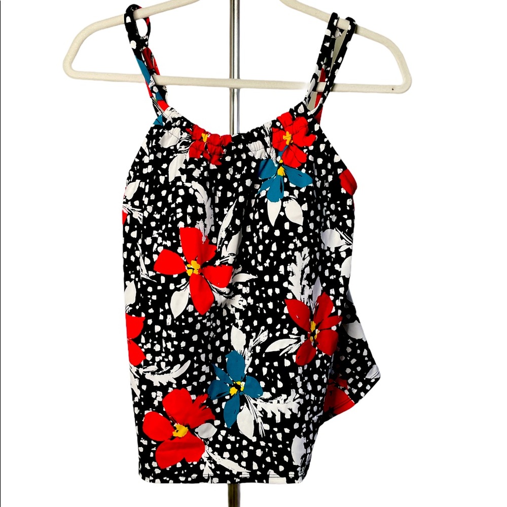 Upstream Size L(10) Tankini Top ONLY.  NWT